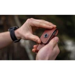 Étui Cuir Tanné Végétal Taille Moyenne - AINSWORTH Pour Pince LEATHERMAN -Pêche Fournitures Magasin etui cuir tanne vegetal taille moyenne ainsworth pour pince leatherman 4